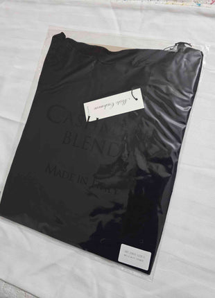 Maglia scollo a barca in misto cashmere Nera